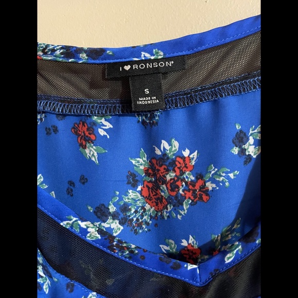 I HEART Ronson Floral Tank Size Small - Picture 3 of 3